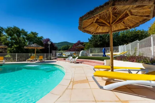Camping - Bauduen - Provence-Alpes-Côte d'Azur - Aux Vallons