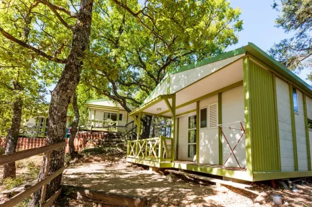 Camping - Bauduen - Provence-Alpes-Côte d'Azur - Aux Vallons