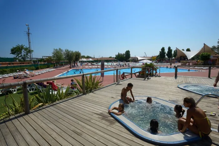 Camping - Bonelli di Porto Tolle - Vénétie - Barricata