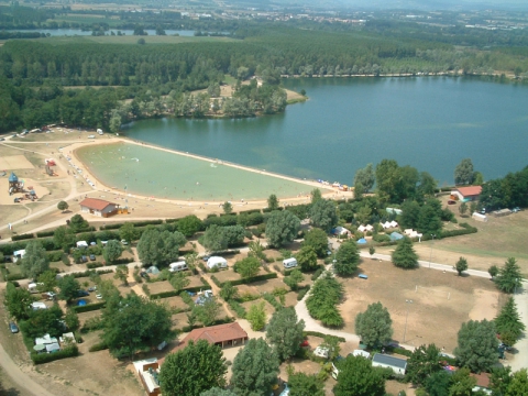 Camping - Cormoranche-sur-Saône - Rhône-Alpes - Base de Loisirs Cormoranche - Image #2