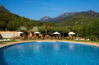 Camping - Albanyà - Costa Brava - Bassegoda Park