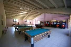 Camping - Albanyà - Costa Brava - Bassegoda Park