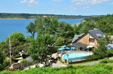 Camping - Salles-Curan - Midi-Pyrénées - Beau Rivage