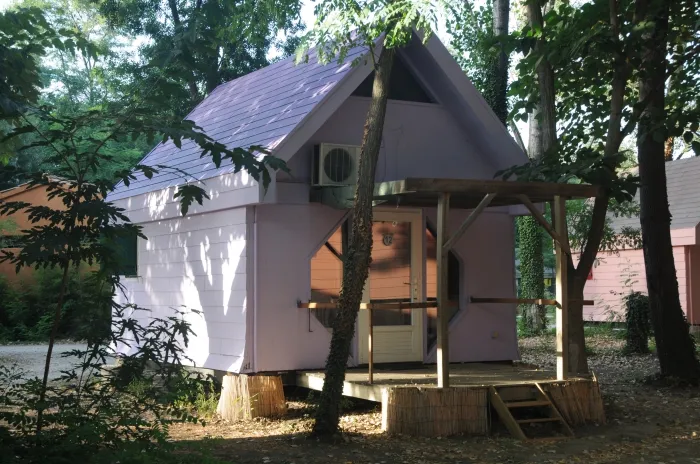 Camping - Montfrin - Languedoc-Roussillon - Belle-rive