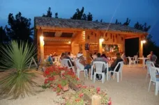 Camping - Rives - Aquitaine - Bergougne
