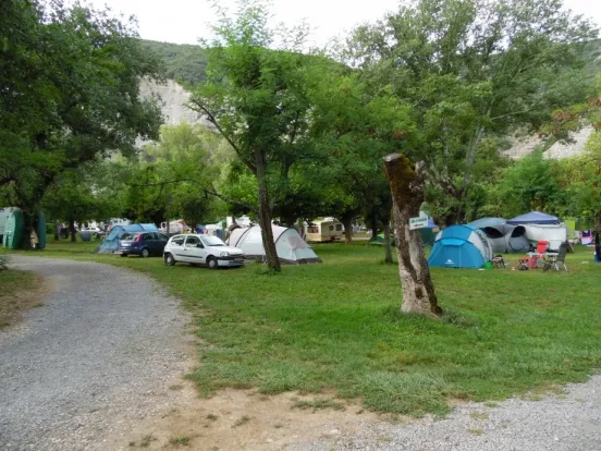 Camping - Vallon-Pont-d'Arc - Rhône-Alpes - Bonhomme