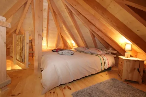 Camping - Capdrot - Aquitaine - Cabanes Perchées dans les Arbres