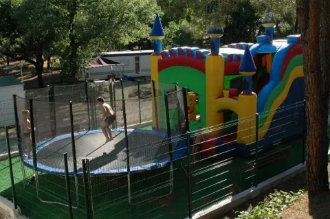 Camping - Roquebrune-sur Argens - Provence-Alpes-Côte d'Azur - Campinus