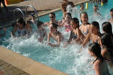 Camping - Roquebrune-sur Argens - Provence-Alpes-Côte d'Azur - Campinus