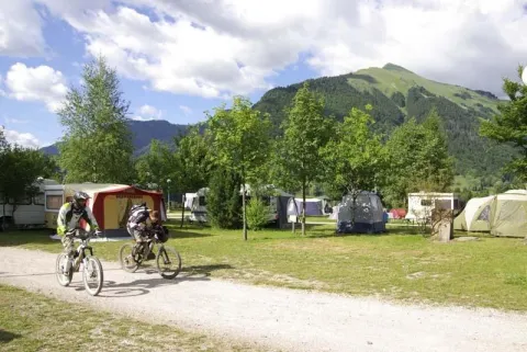 Camping - Essert-Romand - Rhône-Alpes - Caravaneige les Marmottes