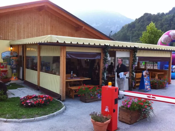Camping - Castello Tesino - Trentin-Haut-Adige - Castel Tesino