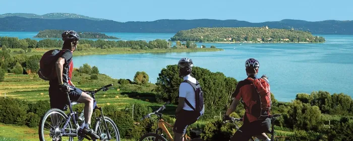 Camping - Monte del Lago - Ombrie - Cerquestra
