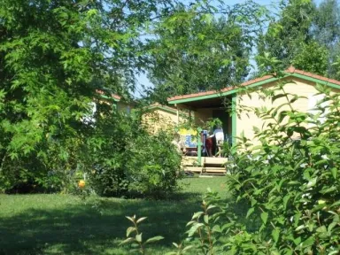 Camping - Pont-de-Vaux - Rhône-Alpes - Champ d'Été