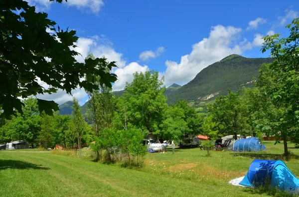 Camping - Lus-la-Croix-Haute - Rhône-Alpes - Champ la Chèvre