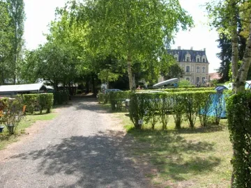 Camping - Trogues - Grand Centre - Château de la Rolandière