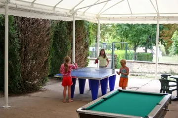 Camping - Trogues - Grand Centre - Château de la Rolandière