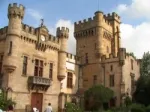 Camping - Les Pradeaux - Auvergne - Château La Grange Fort