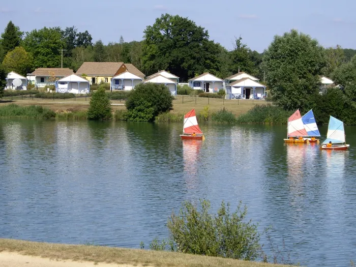 Camping - Mansigné - Pays de Loire - Camping club La Plage