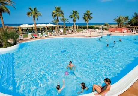 Camping - Borgo - Corse - Club Pineto
