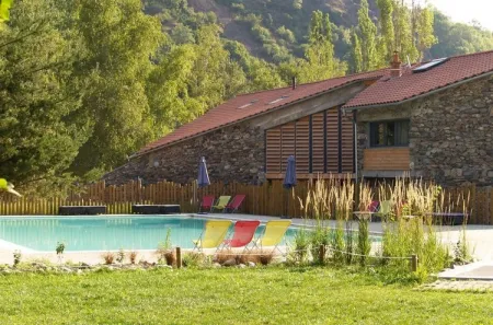 Camping - Chamalières-sur-Loire - Auvergne - CosyCamp