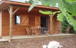 Camping - Meyrignac-l'Église - Limousin - Cottages du Puy d'Agnoux