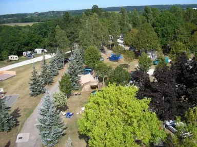 Camping - Champagnole - Franche-Comté - Camping de Boÿse