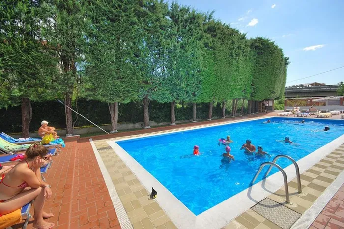 Camping - Pietra Ligure - Ligurie - dei Fiori
