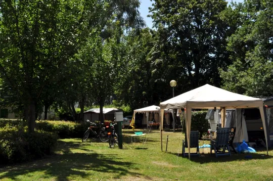 Camping - Decize - Bourgogne - Camping des Halles