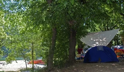 Camping - Vallon-Pont-d'Arc - Rhône-Alpes - Camping des Tunnels