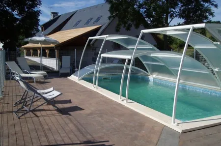 Camping - Saint-Martin-Valmeroux - Auvergne - Domaine de Chaux Revel