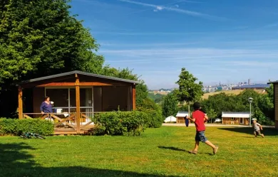Camping - Le Monastère - Midi-Pyrénées - Domaine de Combelles