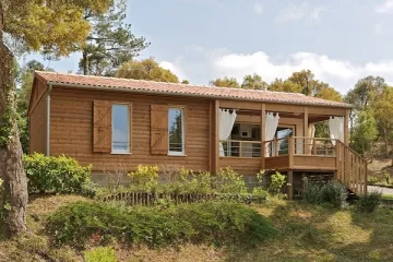 Camping - Le Buisson de Cadouin - Aquitaine - Domaine de Fromengal