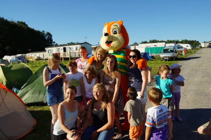 Camping - Signy-le-Petit - Champagne-Ardennes - Domaine de la Motte