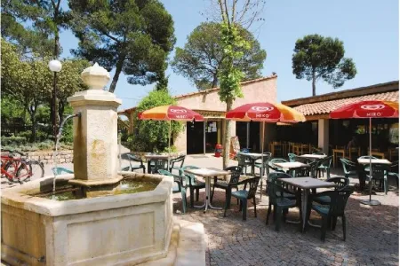 Camping - Le Muy - Provence-Alpes-Côte d'Azur - Domaine de la Noguière