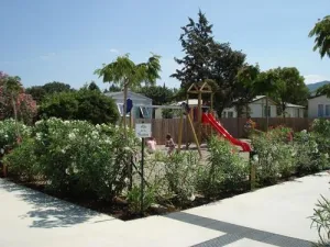 Camping - Argelès-sur-Mer - Languedoc-Roussillon - Domaine de la Pinède Enchantée