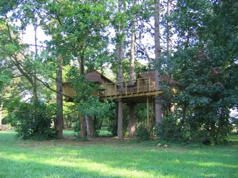 Camping - Viré - Bourgogne - Domaine de Poiseuil