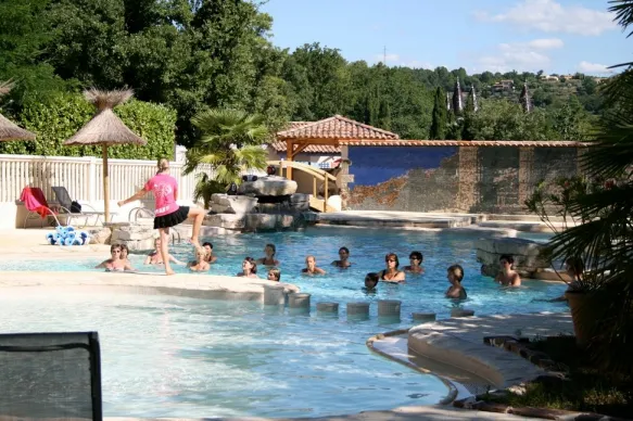 Camping - Les Vans - Rhône-Alpes - Domaine des Chênes