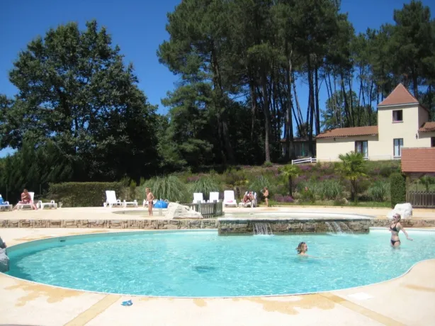 Camping - Tamniès - Aquitaine - Domaine des Grands Pins