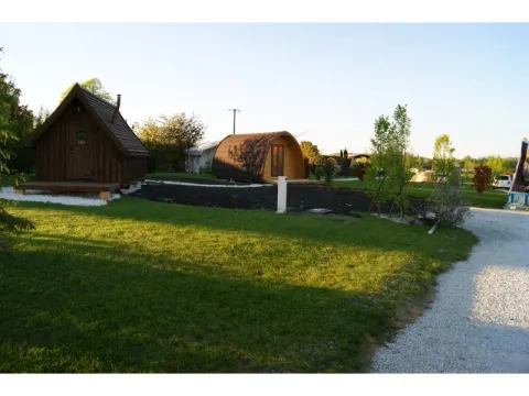 Camping - Saint-Maurice-de-Tavernole - Poitou-Charentes - Domaine des Vignères