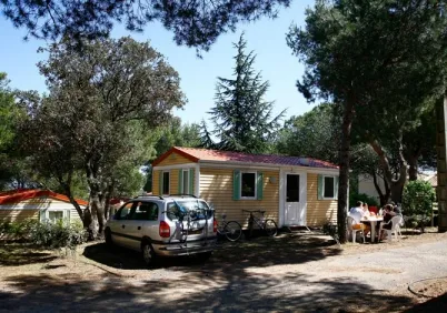 Camping - Agde - Languedoc-Roussillon - Domaine Résidentiel de plein-air La Pinède