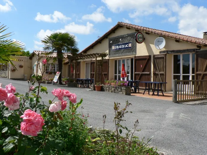 Camping - Landevieille - Pays de Loire - Camping du Lac du Jaunay