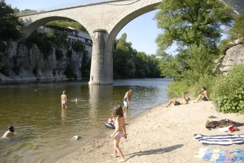 Camping - Pradons - Rhône-Alpes - Camping du Pont