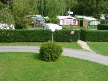 Camping - Séraucourt-le-Grand - Picardie - Camping du Vivier aux Carpes