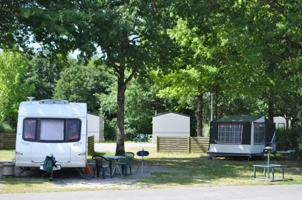 Camping - Limoges - Limousin - Camping d'Uzurat