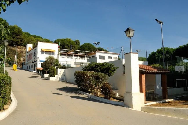 Camping - Arenys de Mar - Costa Brava - El Toro Azul