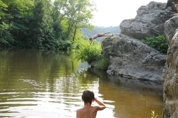 Camping - Les Ollières-sur-Eyrieux - Rhône-Alpes - Eyrieux