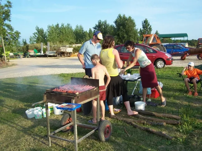 Camping - Seillac - Grand Centre - Ferme de Prunay