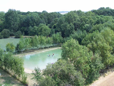 Camping Fleurs des Champs - Arces