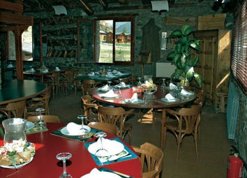 Camping - La Farga De Moles - Lérida - Frontera Park