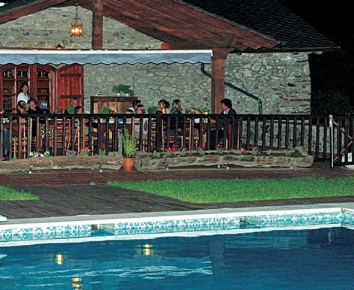 Camping - La Farga De Moles - Lérida - Frontera Park
